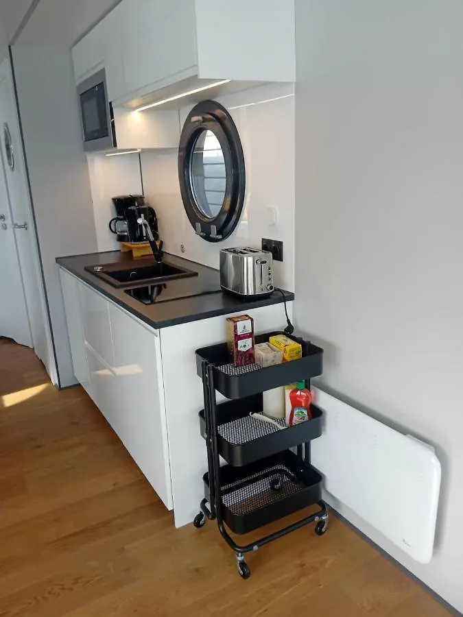 Molloesund - Hausboot Im Herzen Von Goeteborg Hotell Båthotell
