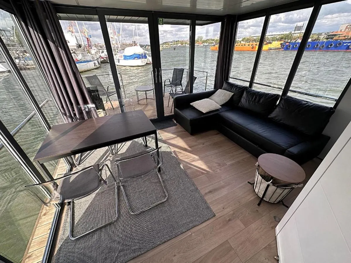 Molloesund - Hausboot Im Herzen Von Goeteborg Hotel Gothenburg